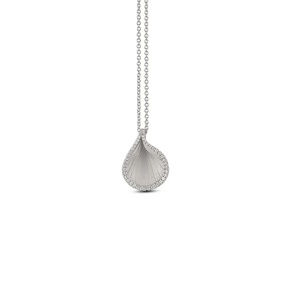 Cammilli Goccia Series Diamond Pendant in 18K