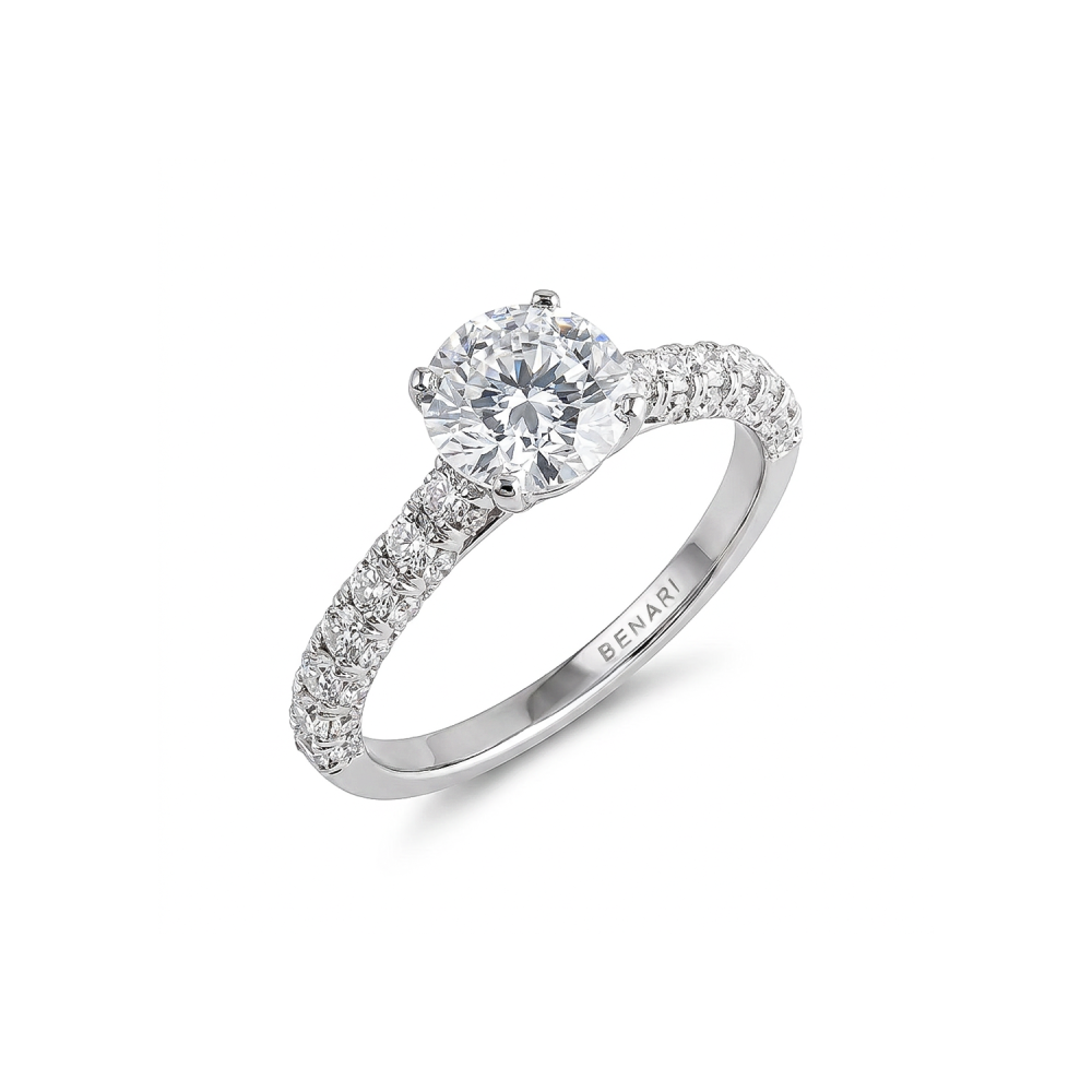 Round Diamond Solitaire Ring in 18K Gold