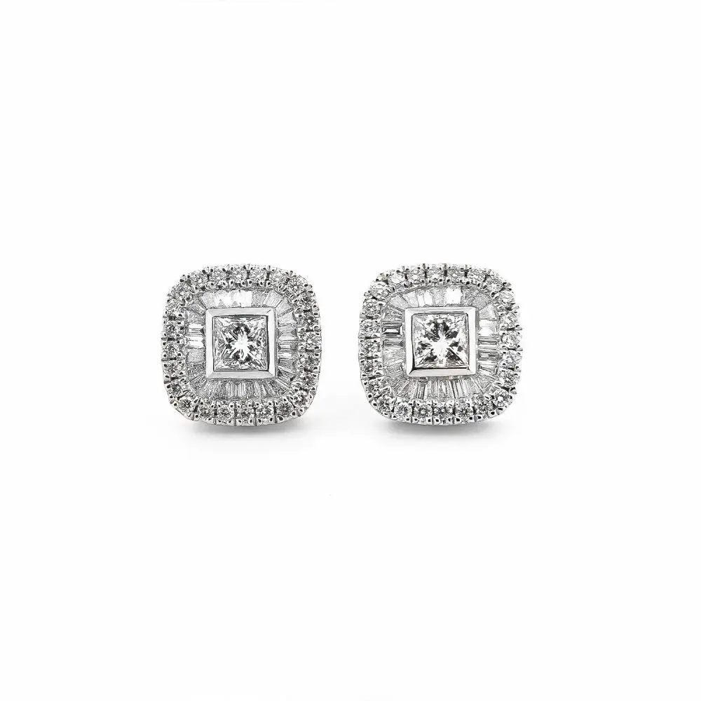 Diamond Cushion Stud Earrings in 18K Gold