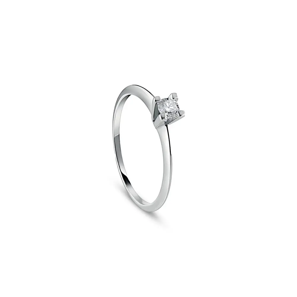 Italian Diamond Solitaire Ring in 18K Gold