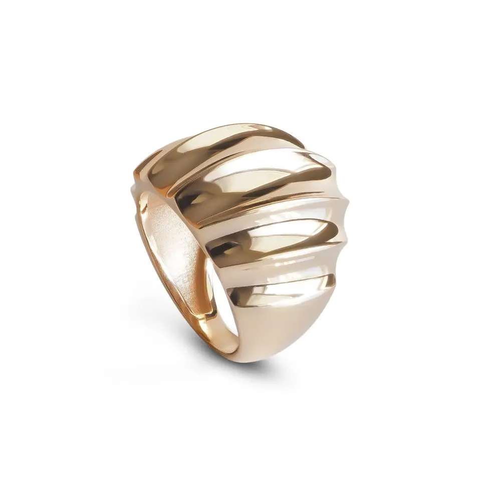 Sculpted Wave Ring in 14K Gold