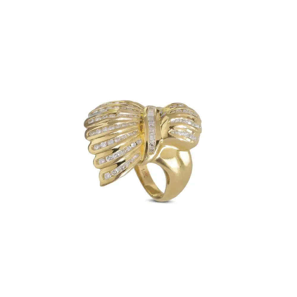 Diamond Cocktail Ring in 18K Gold